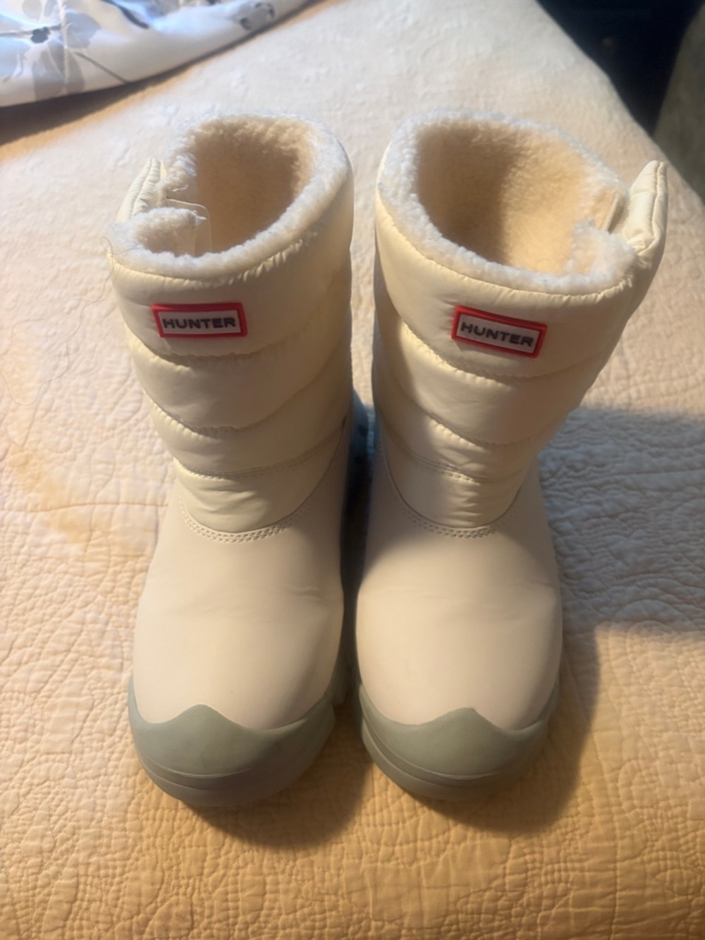 Hunter Kids White Shearling-Lined Rain & Snow Boots.